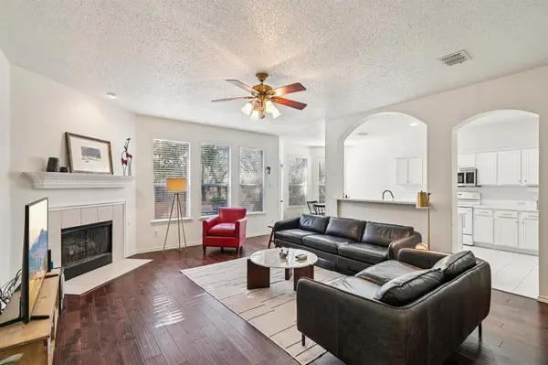 5118 Royal Bay Drive, Rowlett, TX 75089