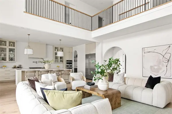 3813 Durango Drive, Dallas, TX 75220