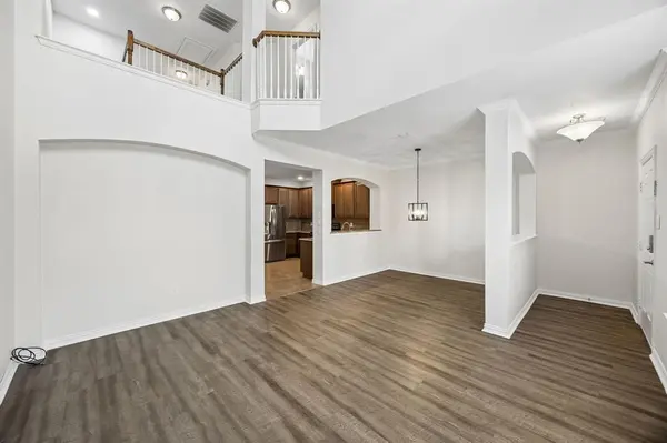 6816 Carrington Lane, Fort Worth, TX 76137