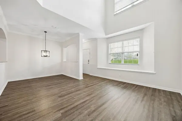 6816 Carrington Lane, Fort Worth, TX 76137