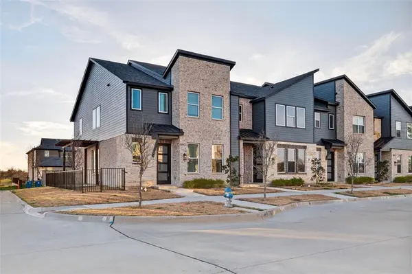 8901 Lowell Street, Rowlett, TX 75089