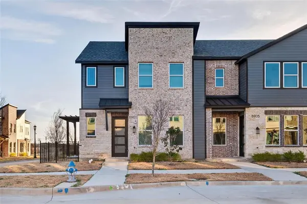 8901 Lowell Street, Rowlett, TX 75089