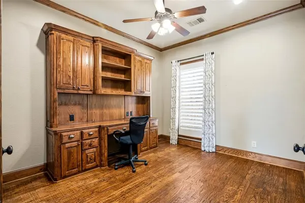 3304 Twin Lakes Drive, Celina, TX 75078