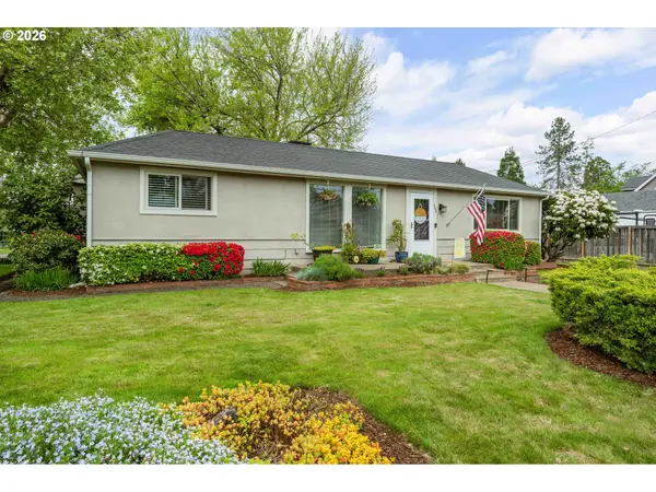 488 W BROCCOLI ST, Roseburg, OR 97471