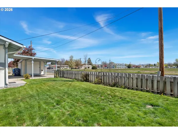 2825 GROVE ST, Baker City, OR 97814