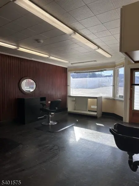 443 S Main St, Phillipsburg Town, NJ 08865