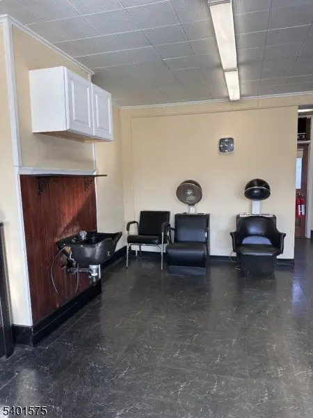 443 S Main St, Phillipsburg Town, NJ 08865