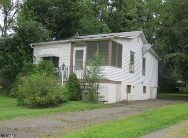 89 Linden St, Bridgewater Twp., NJ 08807