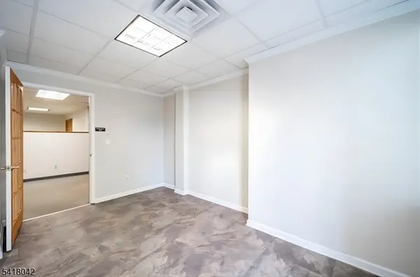 324 Ringwood Ave, Pompton Lakes Boro, NJ 07442