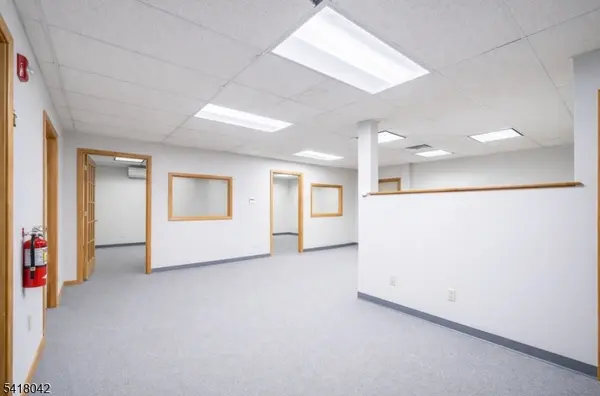 324 Ringwood Ave, Pompton Lakes Boro, NJ 07442