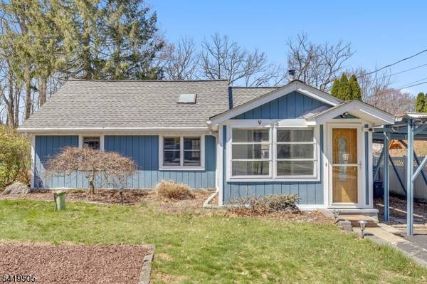 28 Oriole Rd, Jefferson Twp., NJ 07438