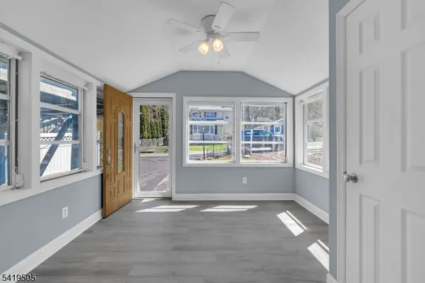 28 Oriole Rd, Jefferson Twp., NJ 07438