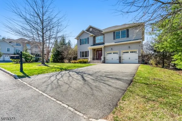 2 Himsl Ct, West Orange Twp., NJ 07052