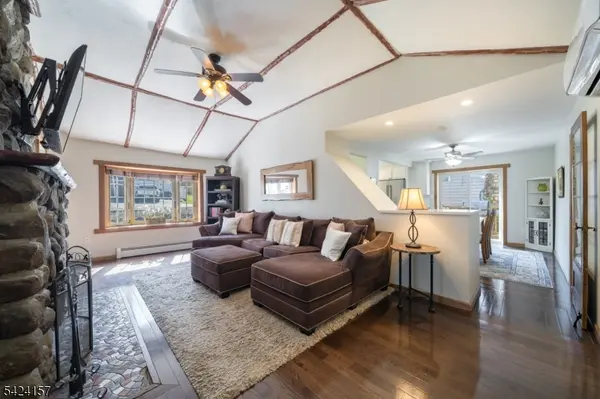 10 Lake Trl E, Wayne Twp., NJ 07470