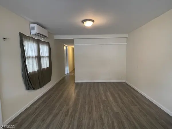 2 Ambassador Dr, Wayne Twp., NJ 07470