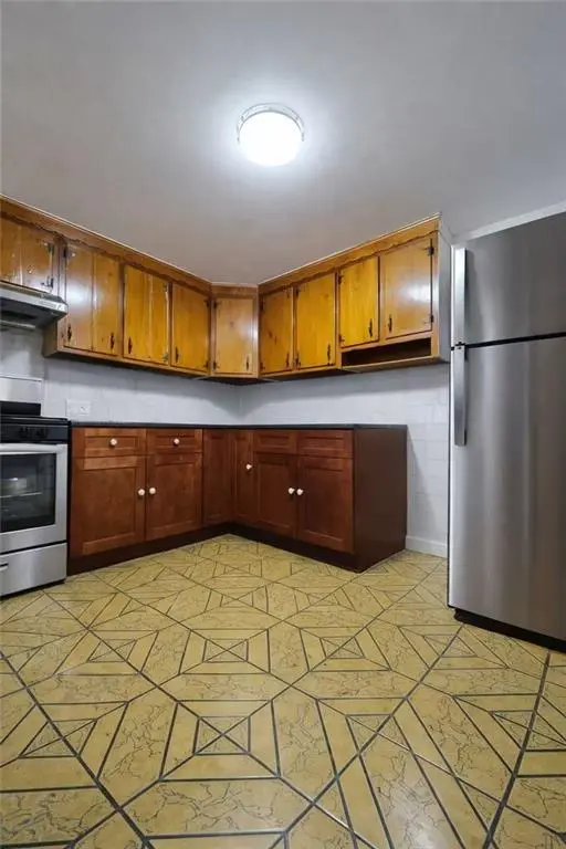 1581 74th ST, Brooklyn, NY 11228