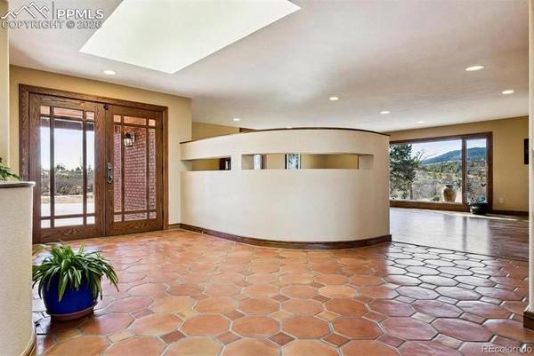 3056 Winnebago DR, Sedalia, CO 80135