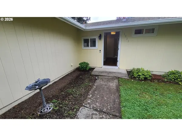 1022 K ST, Washougal, WA 98671