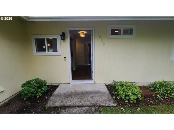 1022 K ST, Washougal, WA 98671