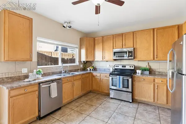 9622 Yukon WAY, Colorado Springs, CO 80925