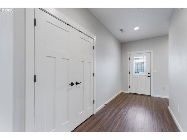 114 ZEPHYR DR, Silver Lake, WA 98645