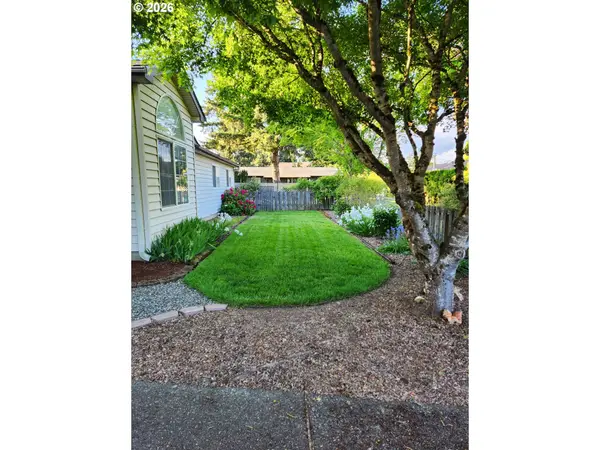 166 NW 13TH AVE, Canby, OR 97013