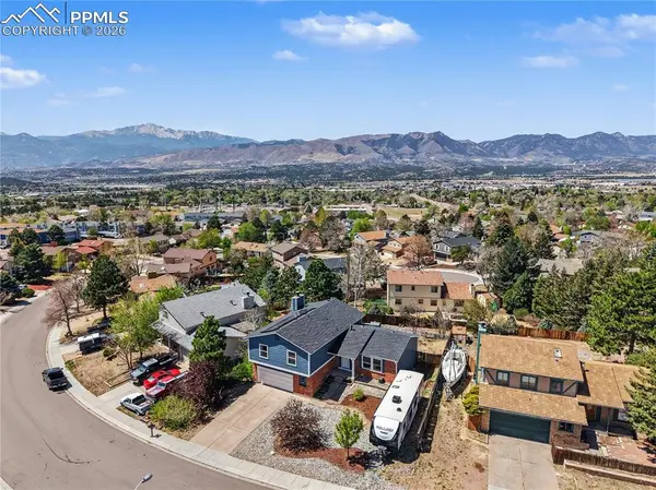 2568 Legend DR, Colorado Springs, CO 80920