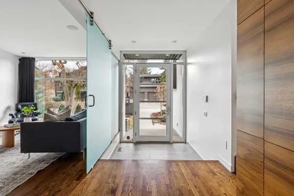 3905 Edison CRES SW, Calgary, AB T2S 0X1