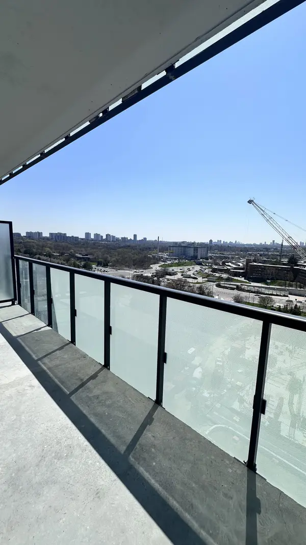 29 Green Trail CT #1512, Toronto C15, ON M2K 0J9