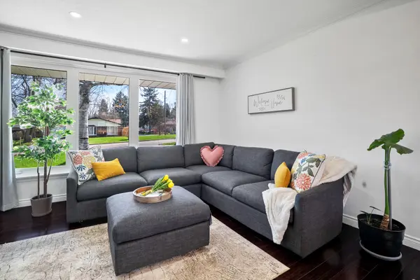 22 Ravine Park CRES, Toronto E10, ON M1C 2M3