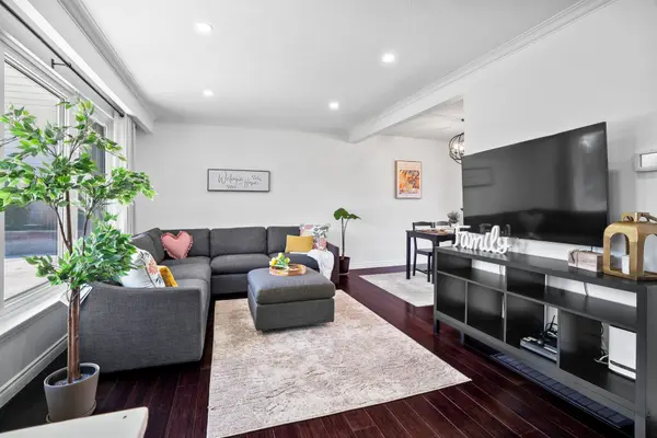 22 Ravine Park CRES, Toronto E10, ON M1C 2M3