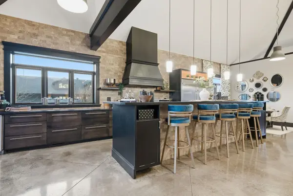 4858 Trulls RD, Clarington, ON L0B 1J0