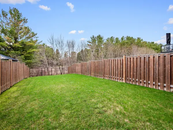 128 Countryman RD, East Gwillimbury, ON L9N 0N8