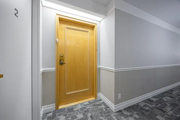 55 The Boardwalk WAY #201, Markham, ON L6E 1R7