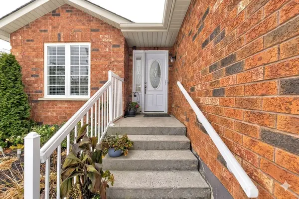 177 Hanmer ST E, Barrie, ON L4M 6W6