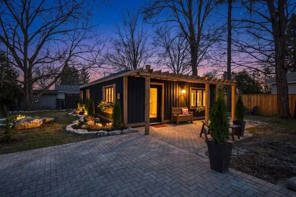 51 Walker AVE, Orillia, ON L3V 6G9