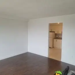 109 Gowan ST #201, Barrie, ON L4N 2P2