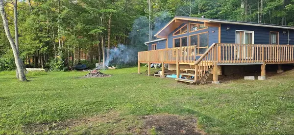 1730 Pappy Gill LN, Severn, ON L0K 1E0