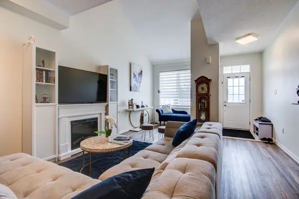 10 Providence WAY, Wasaga Beach, ON L9Z 0G3