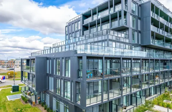 3200 Dakota Common N/A #B815, Burlington, ON L7M 2A8