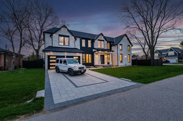 1404 Waverly AVE SW, Oakville, ON L6L 2S3