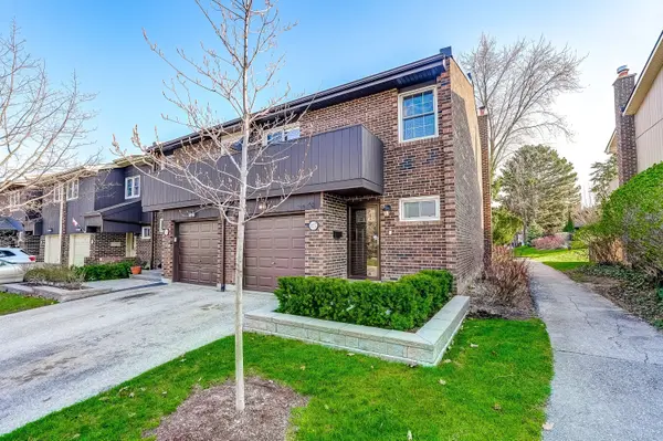 1951 Rathburn RD E #177, Mississauga, ON L4W 2N9