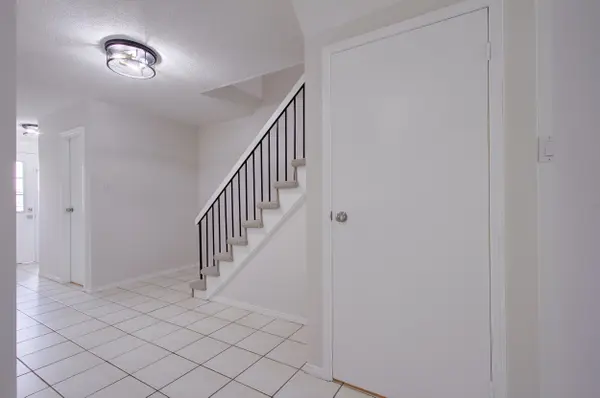 2355 Fifth Line W #63, Mississauga, ON L5K 2M8