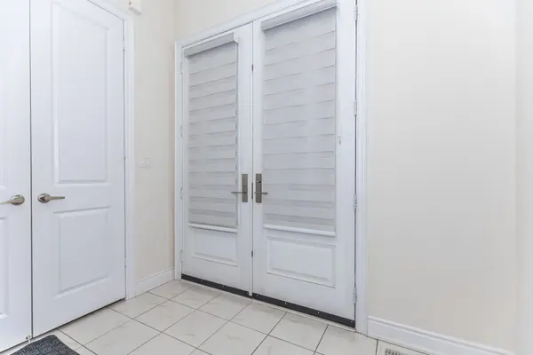 1188 Stag HOLW N, Oakville, ON L6M 4G3