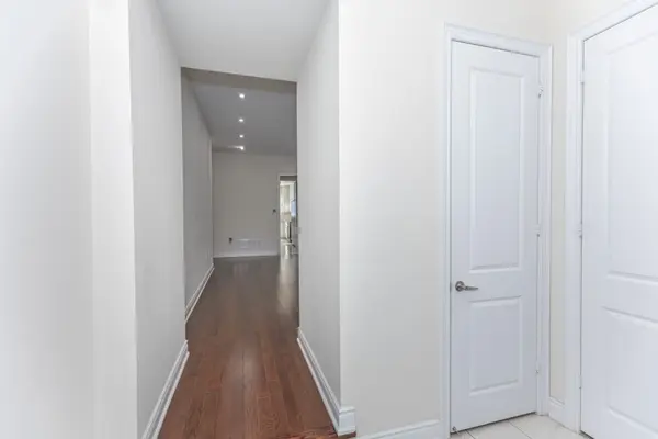 1188 Stag HOLW N, Oakville, ON L6M 4G3