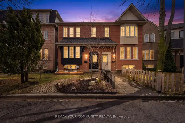 9 Cannes CIR, Toronto W02, ON M6N 5C9