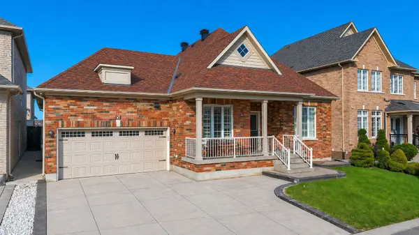 5 Castlegate BLVD, Brampton, ON L6P 2L4