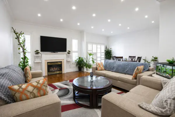 5 Castlegate BLVD, Brampton, ON L6P 2L4