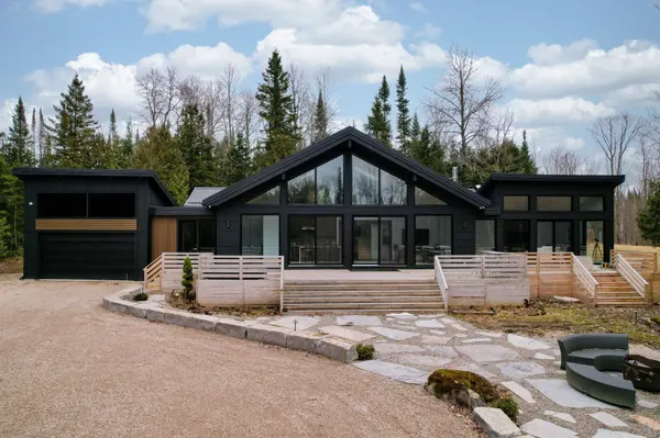 415040 10TH Line, Blue Mountains, ON N0H 2E0