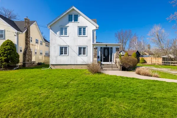 305 Leask AVE, Fort Erie, ON L2A 4L3